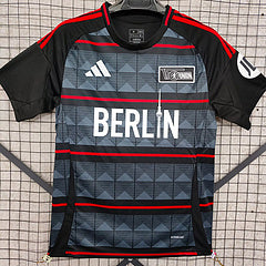 Championnats/Bundesliga/Autres Maillots Bundesliga 17